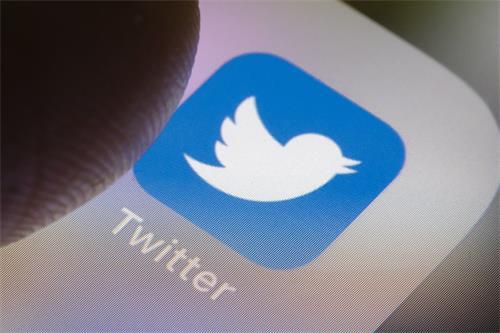 Direct Messaging Unveiled: Exploring Twitter's DM Feature for Engaging Privately 