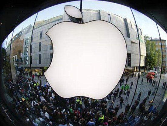 Ideological Alignment: Debating Apple's Political Stance and Corporate Culture. 