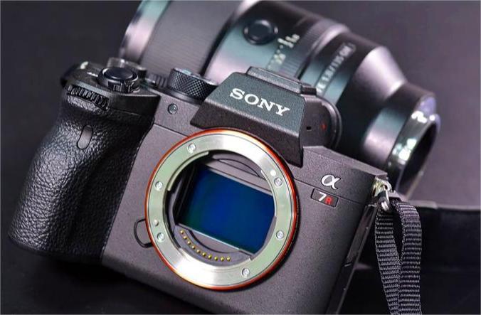 Digital Media Management: Reformatting an SD Card on the Sony A5100 