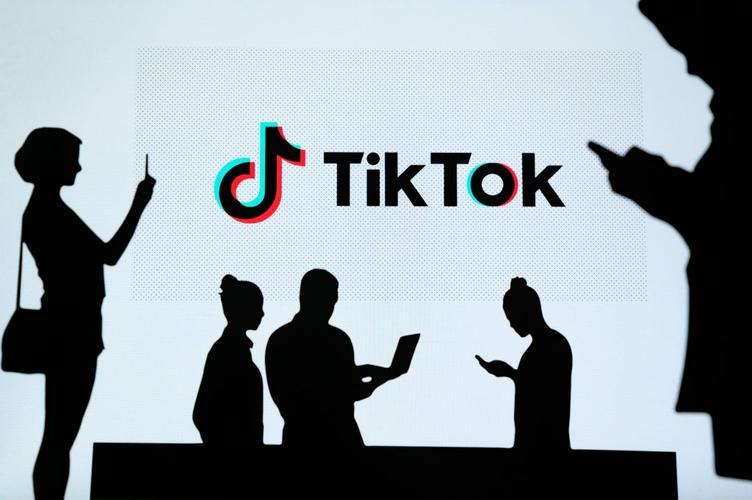 User Base Growth: How Many People Use TikTok? 