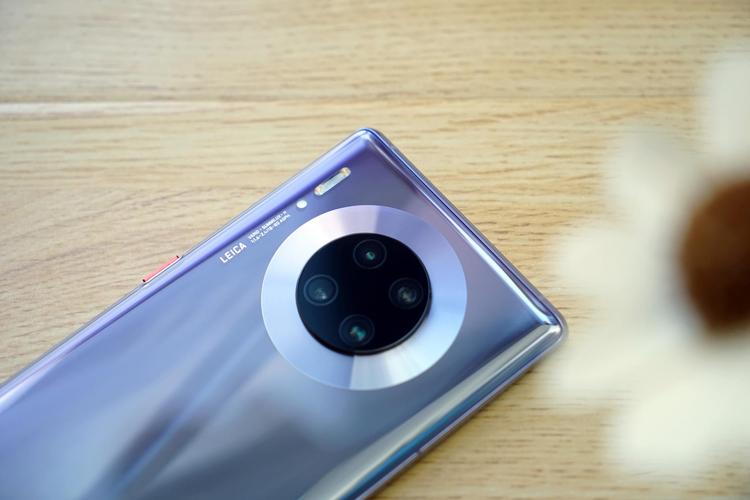 How Is Huawei Mate Se Compare To Other Mid Range Phone 